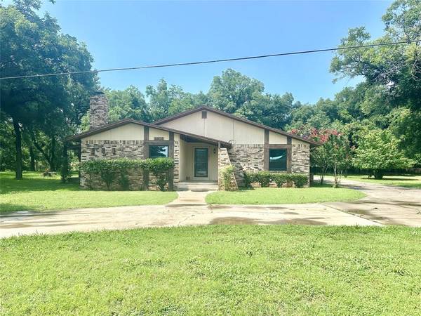 2803 14TH Street, Brownwood, TX 76801