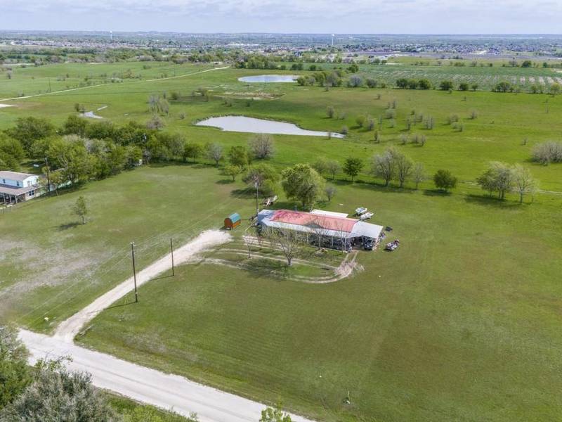 17553 Mary Polk Road, Justin, TX 76247