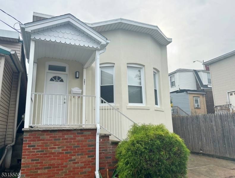 301 Meinzer St, Perth Amboy City, NJ 08861