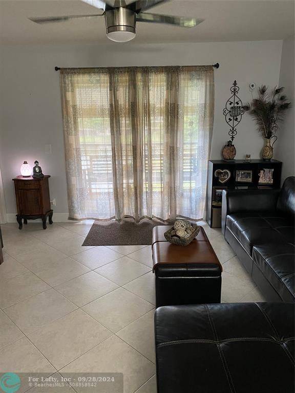 Sunrise, FL 33322,10130 Sunrise Lakes Blvd  #311