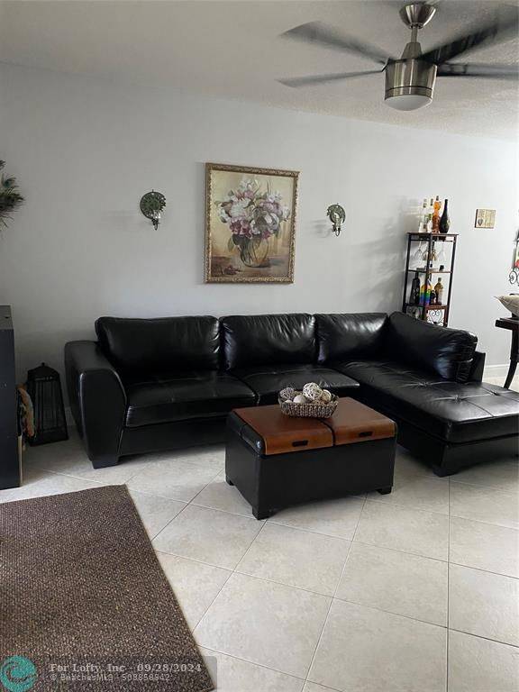 Sunrise, FL 33322,10130 Sunrise Lakes Blvd  #311