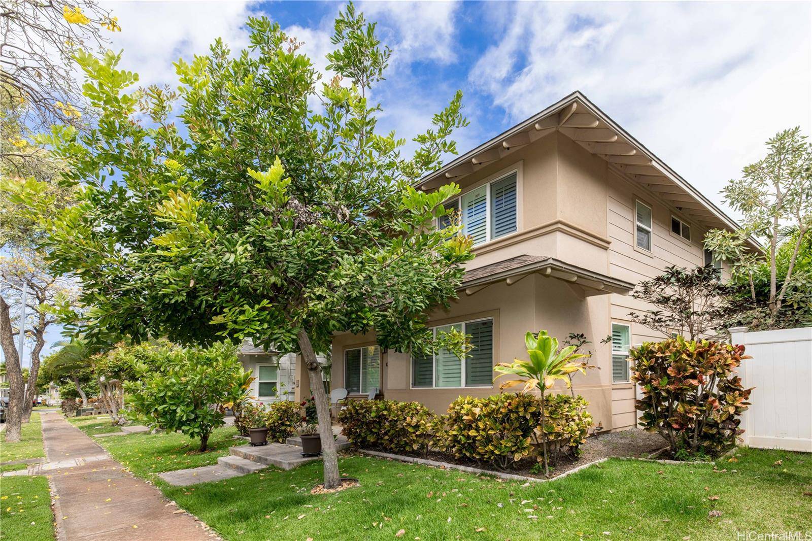 91-1032 Kaikane Street, Ewa Beach, HI 96706