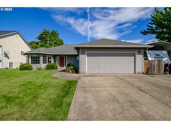 1398 BENTLEY ST E, Monmouth, OR 97361