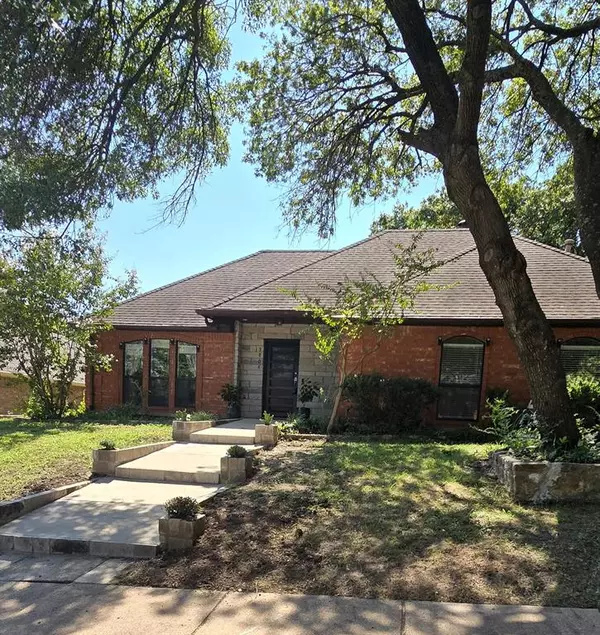 3804 Jennifer Lane, Rowlett, TX 75088