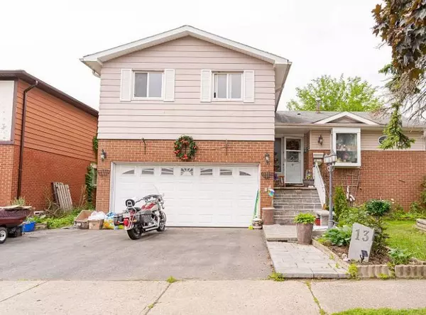 13 Kirkland RD, Brampton, ON L6V 2W5