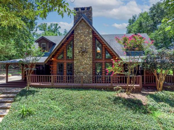 537 Mill Creek Road, Longview, TX 75605