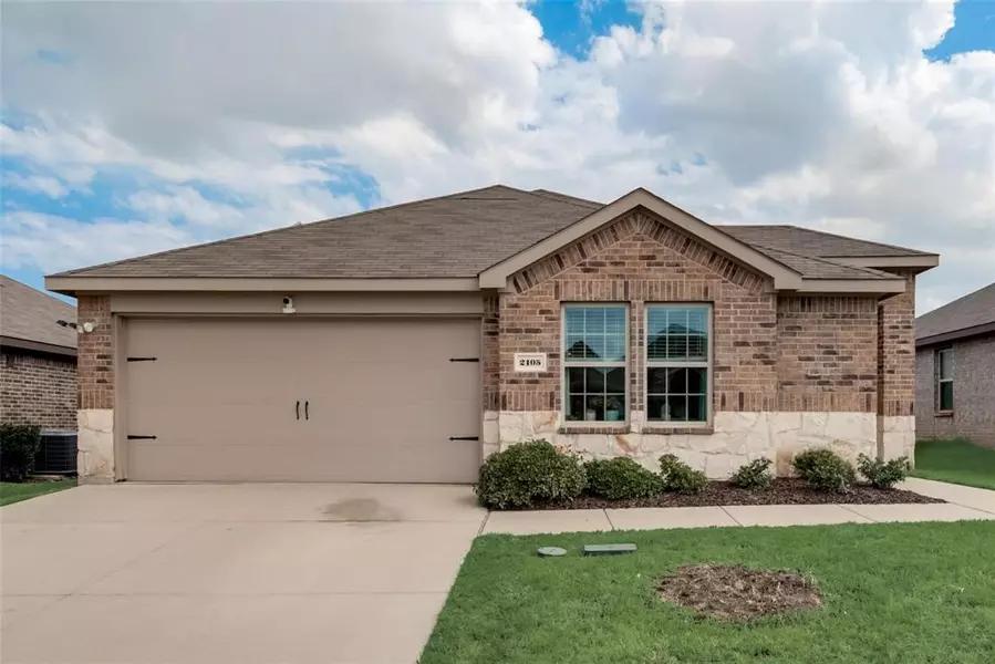 2105 Tulipwood Drive, Royse City, TX 75189