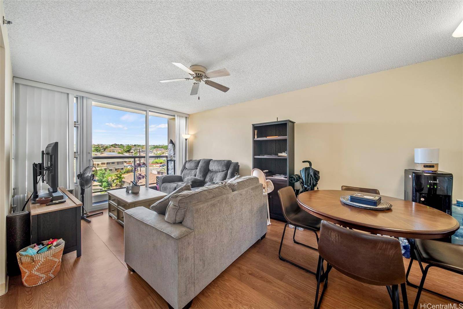 Waipahu, HI 96797,94-302 Paiwa Street #514