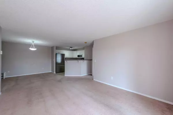 Calgary, AB T2Z 4M4,4975 130 AVE SE #1419