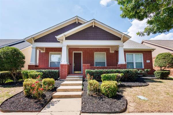 1814 Pecan  Grv Drive, Carrollton, TX 75007