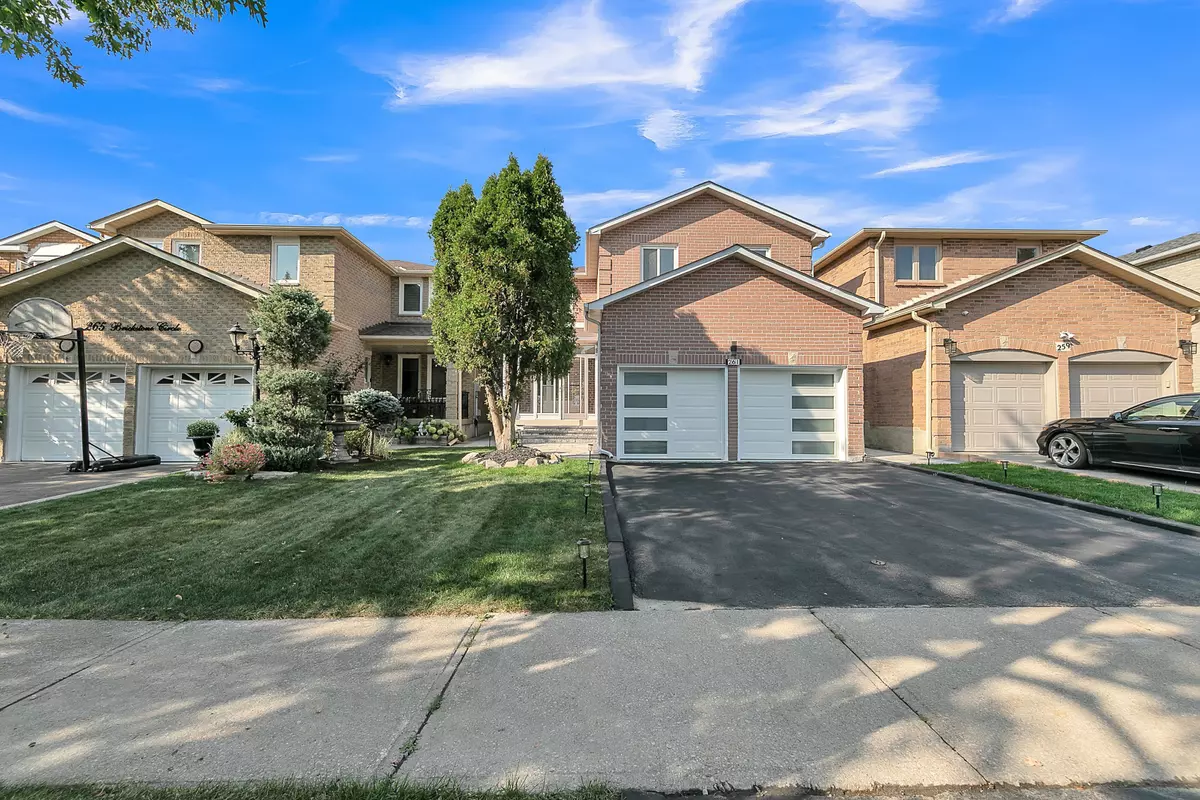 Vaughan, ON L4J 6L3,261 Brickstone CIR