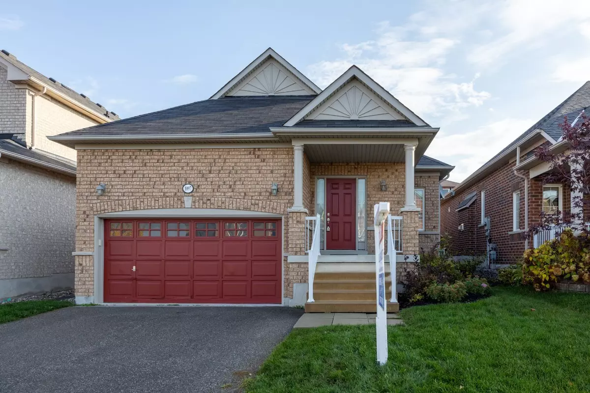 Oshawa, ON L1K 0L8,1097 Eagle Ridge DR