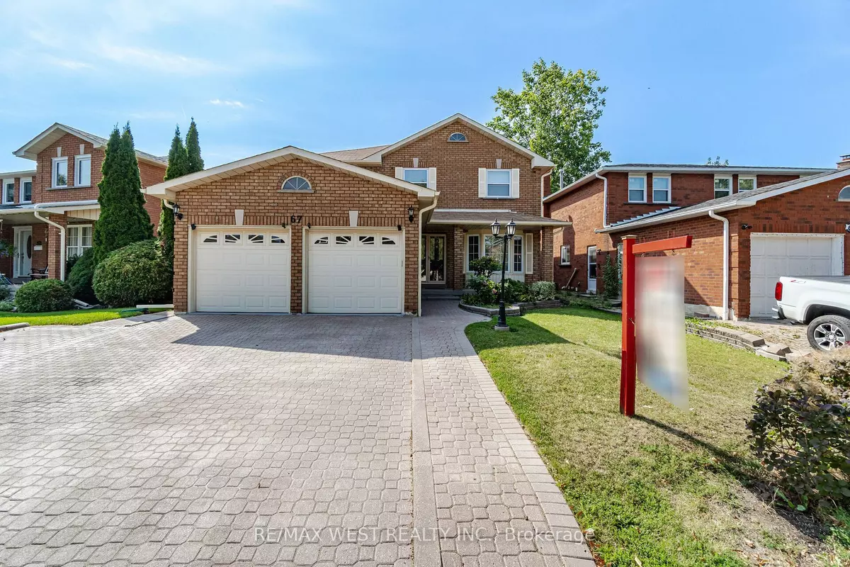 Brampton, ON L6Z 4A8,67 Coronation CIR