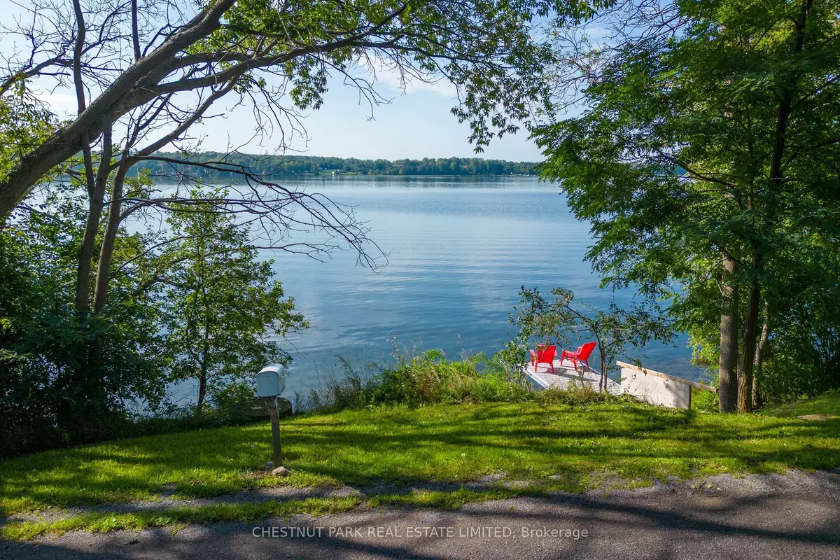 Prince Edward County, ON K0K 1T0,946 Lakeside DR