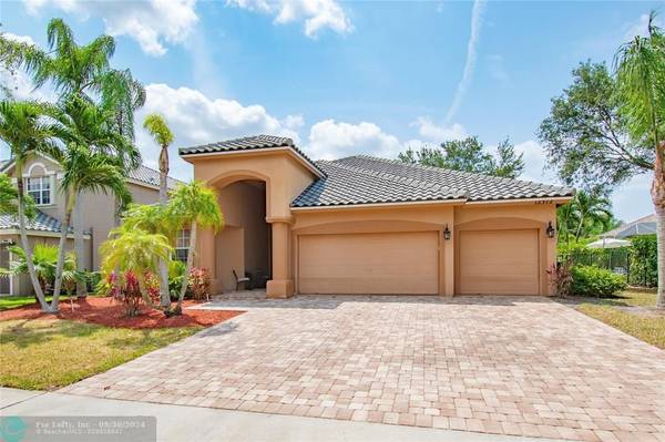 12372 Cascades Pointe Dr, Boca Raton, FL 33428