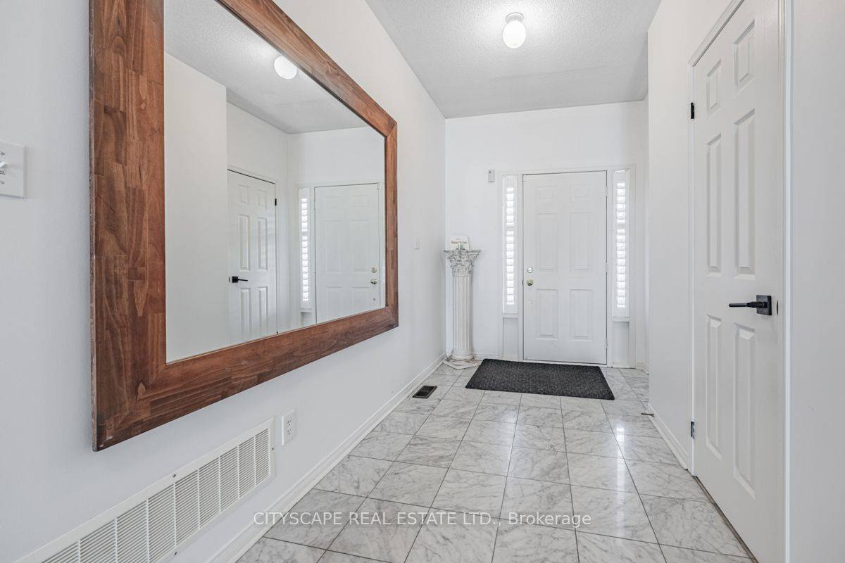 Milton, ON L9T 6J6,1252 Cartmer WAY