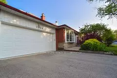 Mississauga, ON L5K 1H9,2068 Waycross CRES