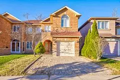 Richmond Hill, ON L4C 0P2,62 Loredana CT