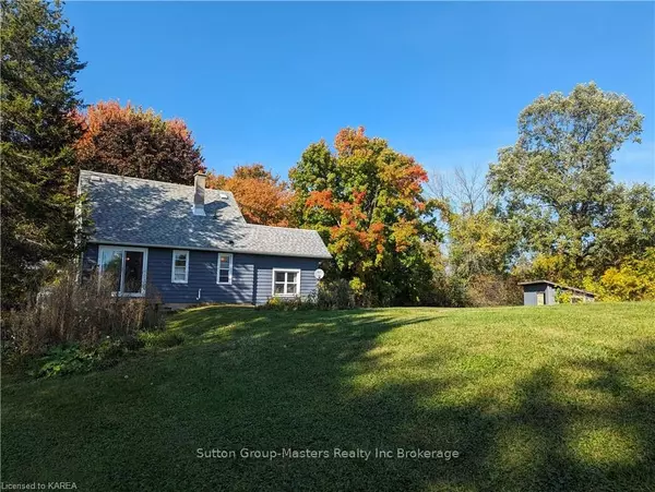 Leeds And The Thousand Islands, ON K7G 2V4,385 HIGHWAY 2 N/A