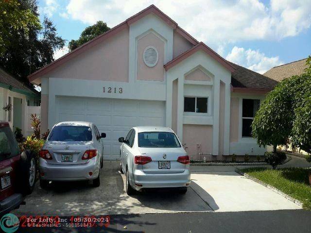 1213 Scioto Rd, North Lauderdale, FL 33068