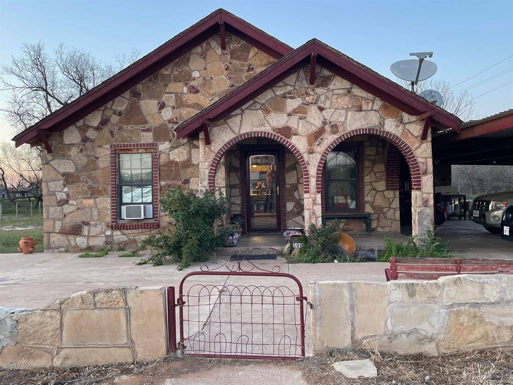 Rochester, TX 79544,500 Carothers