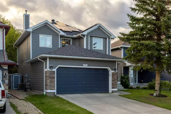 Calgary, AB T2X 3K8,152 Chaparral CRES SE