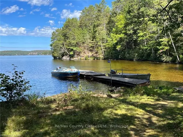 North Frontenac, ON K0H 1K0,4510 UPPER MAZINAW LAKE N/A