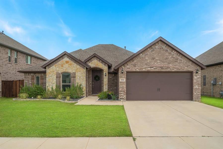 1116 Misty Ridge Drive, Justin, TX 76247