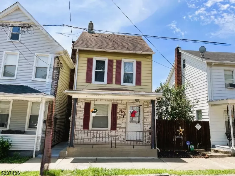 16 Lewis St, Phillipsburg Town, NJ 08865