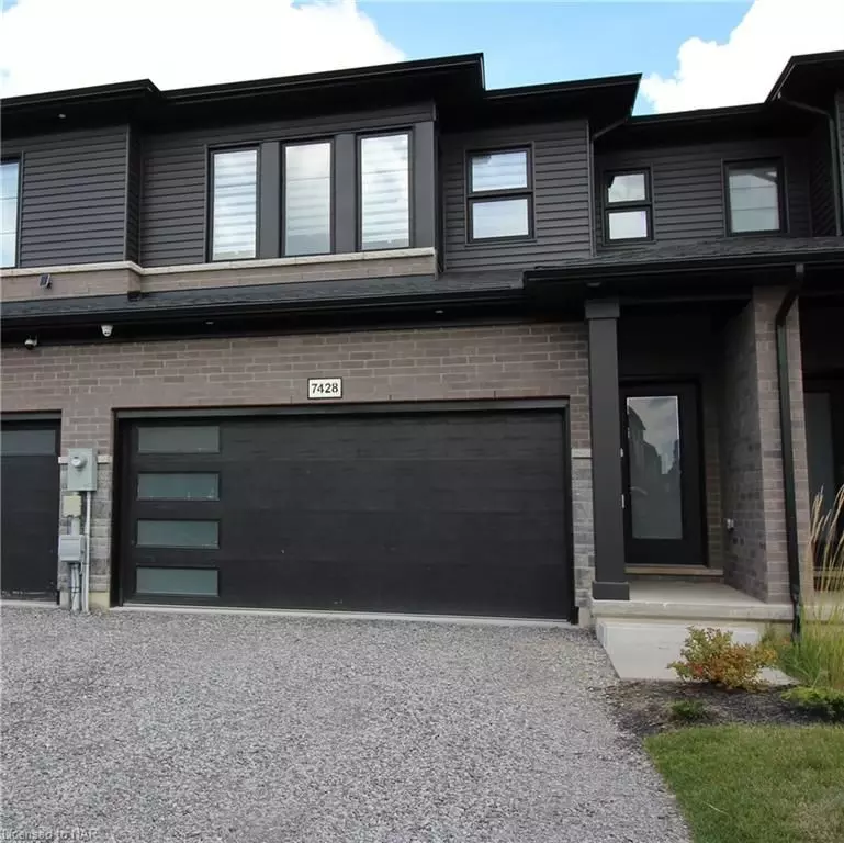 Niagara Falls, ON L2H 3T3,7428 MATTEO DR