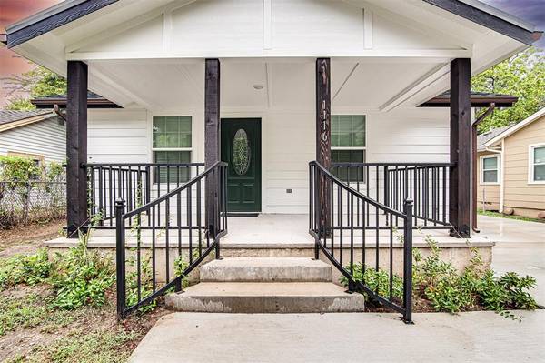 River Oaks, TX 76114,1116 Cambridge Street