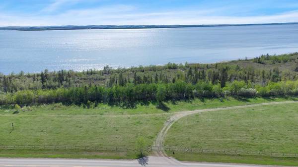 Gull Lake, AB T4L 2N3,282 Range Road