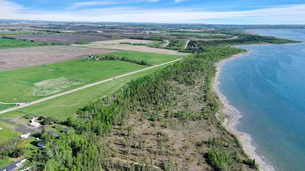 Gull Lake, AB T4L 2N3,282 Range Road