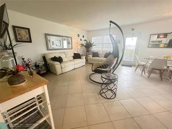 Deerfield Beach, FL 33442,273 Durham H  #273