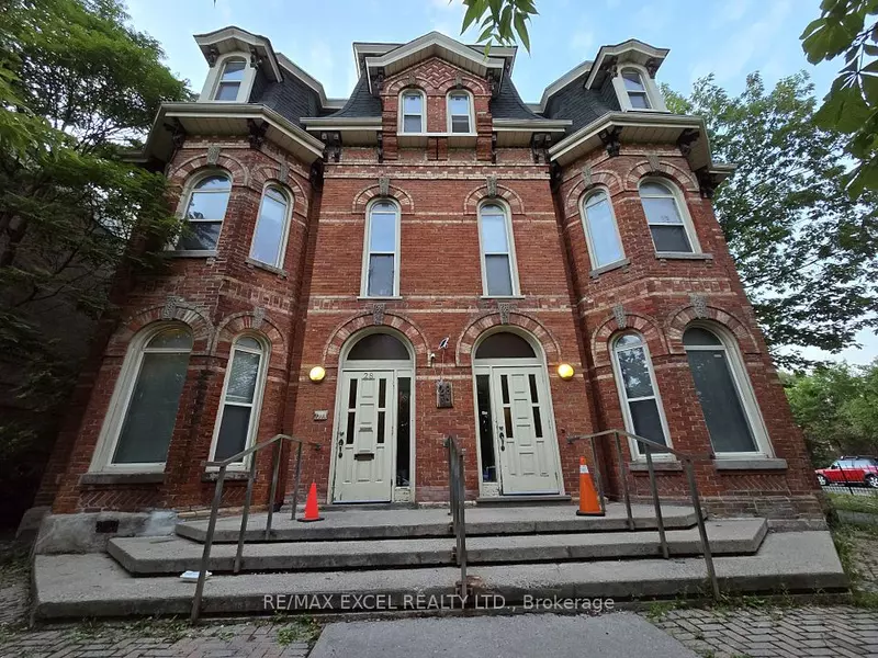 28 Cecil ST, Toronto C01, ON M5T 1N3