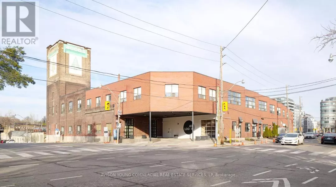 401 Logan AVE #215, Toronto E01, ON M4M 2N9