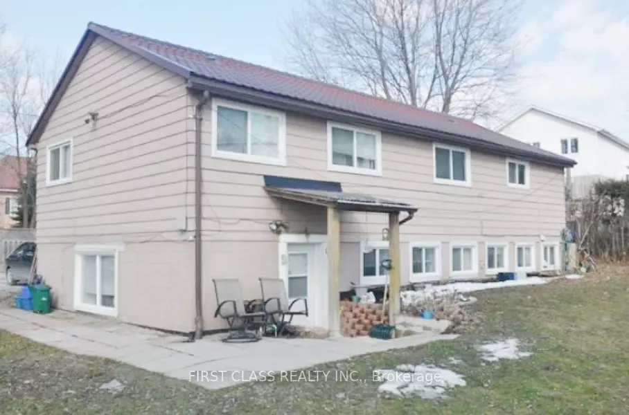 1 Lakeside CRES, Richmond Hill, ON L4E 3C8