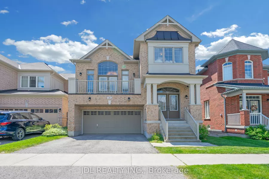 18 Kellington TRL, Whitchurch-stouffville, ON L4A 1X5