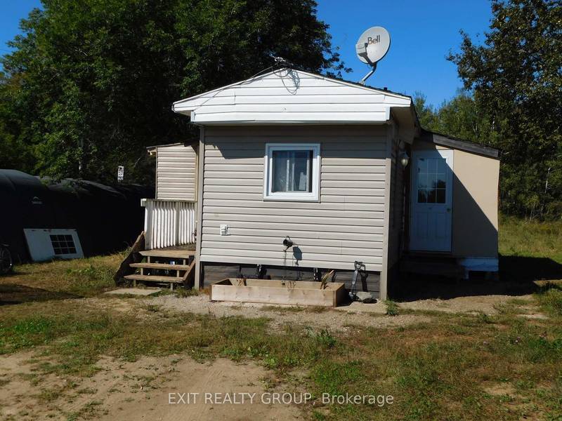 4280 Henderson RD, North Frontenac, ON K0H 1B0