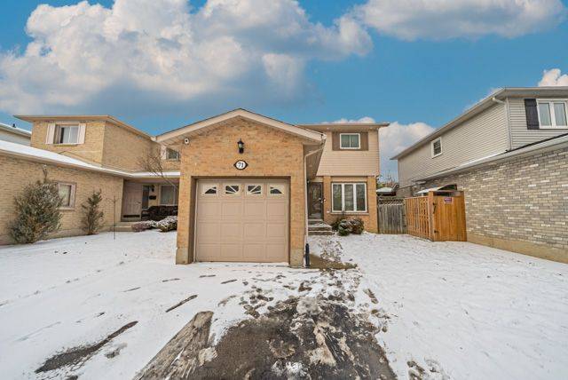 Hamilton, ON L8W 3S6,71 BROUGHTON AVE
