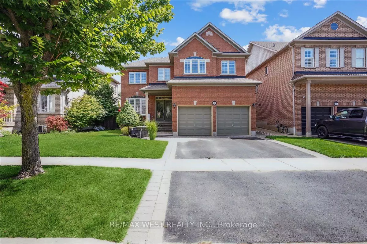 Whitby, ON L1P 1X4,7 Tweedie CRES