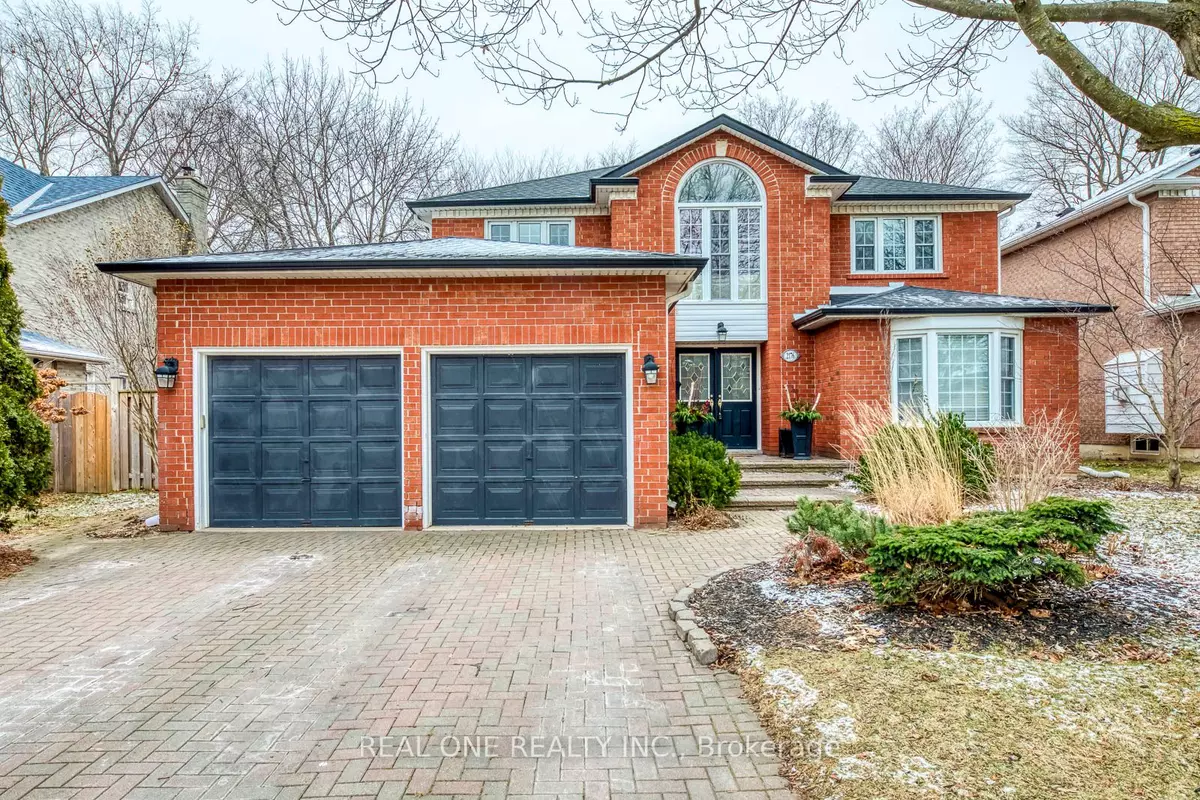 Oakville, ON L6J 6P2,2176 Dunvegan AVE