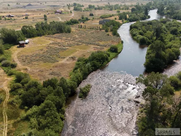 3060 River Side Dr, Chester, ID 83421