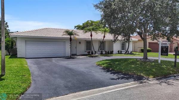 1207 NW 84th Dr, Coral Springs, FL 33071