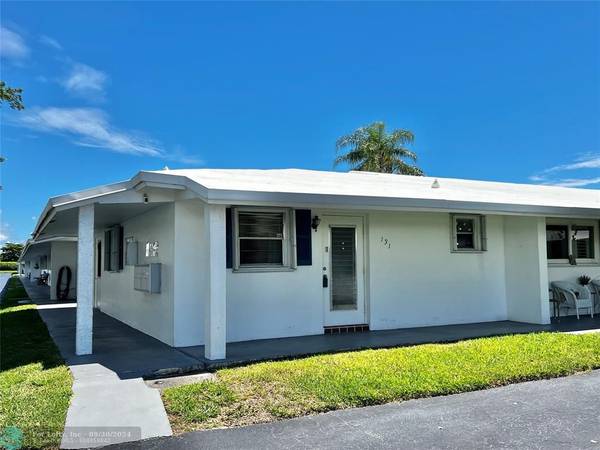 Boynton Beach, FL 33426,300 SW Golfview Ter  #131