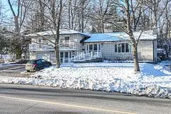 Orillia, ON L3V 3N7,22 Brant ST W