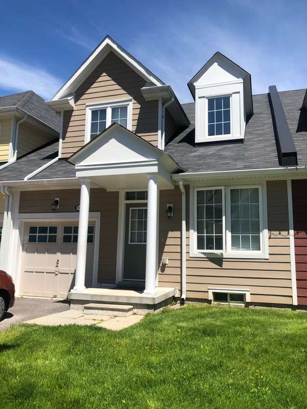 16 Berkshire AVE #49, Wasaga Beach, ON L9Z 0G3