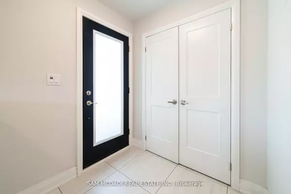 Burlington, ON L7R 2B5,2252 Joyce ST