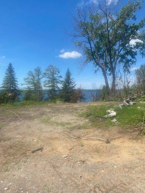 Prince Edward County, ON K0K 2T0,81C Treasure Cove LN