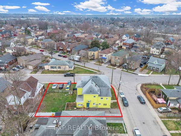 Brantford, ON N3S 3B1,44 Mary ST